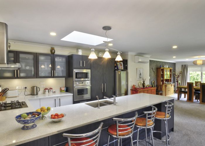 at 5 Tararua Crescent, Carterton