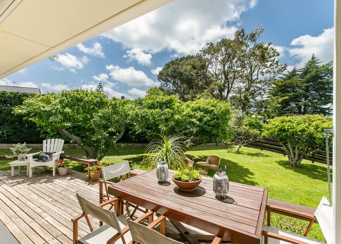 at 20 Japonica Drive, Beach Haven, Auckland