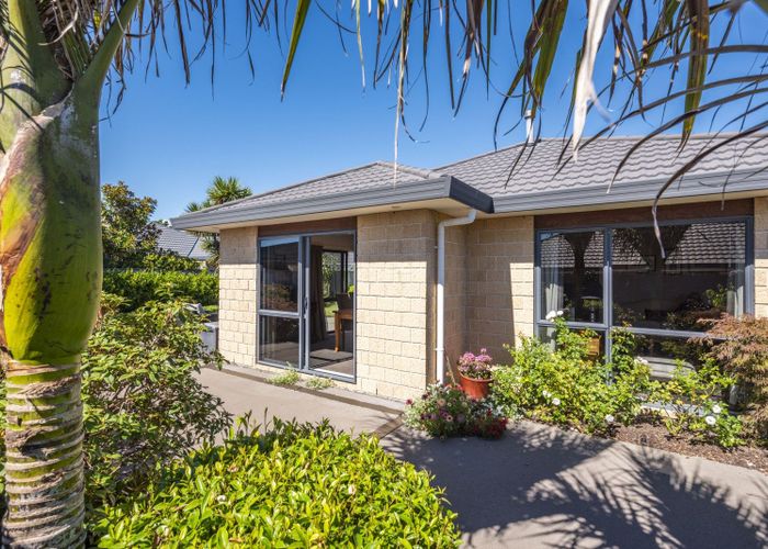  at 82 Regent Drive, Paraparaumu Beach, Kapiti Coast, Wellington