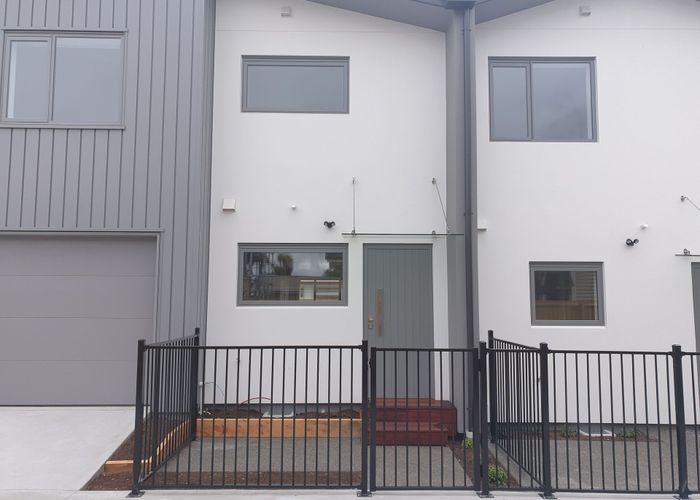  at 2/118 Champion Street, Edgeware, Christchurch City, Canterbury