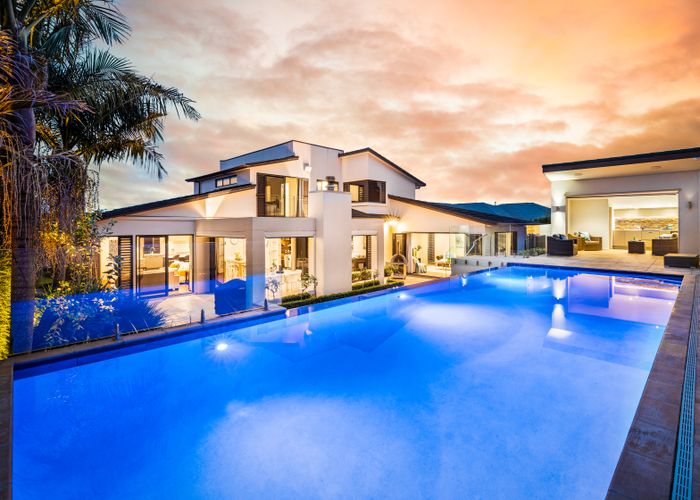  at 6 Kenley Heights, Flat Bush, Auckland