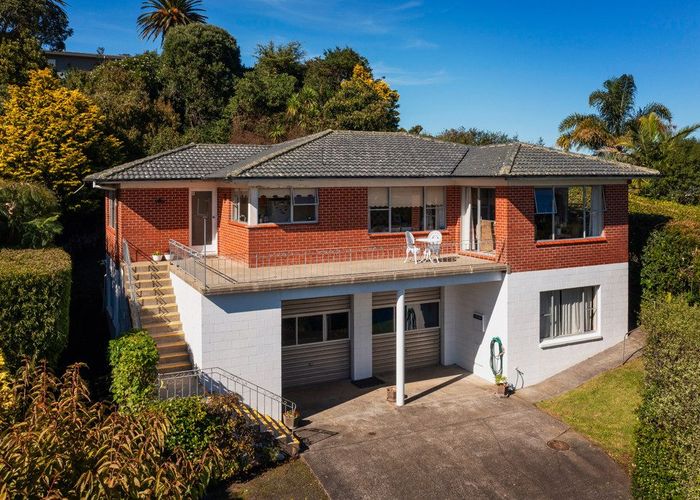  at 21 La Veta Avenue, Mount Albert, Auckland