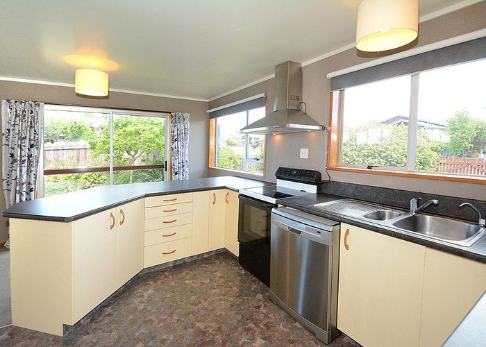  at 32 Estuary Crescent, Fairfield, Dunedin, Otago