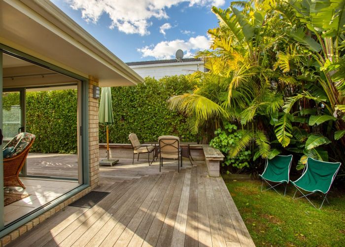  at 51 Harbour View Road, Point Chevalier, Auckland