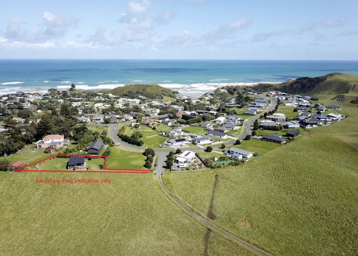  at 4 Gillespie Drive, Baylys Beach, Kaipara, Northland