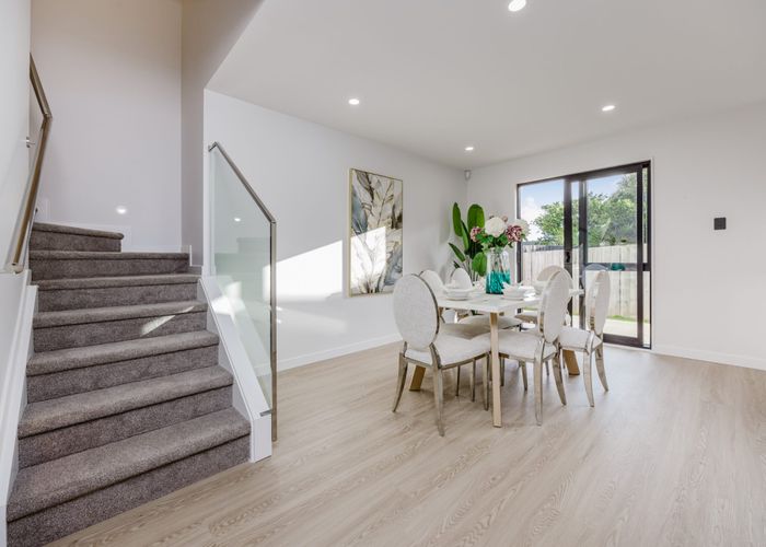 at 3/24 Tupaki Place, Pakuranga Heights, Manukau City, Auckland