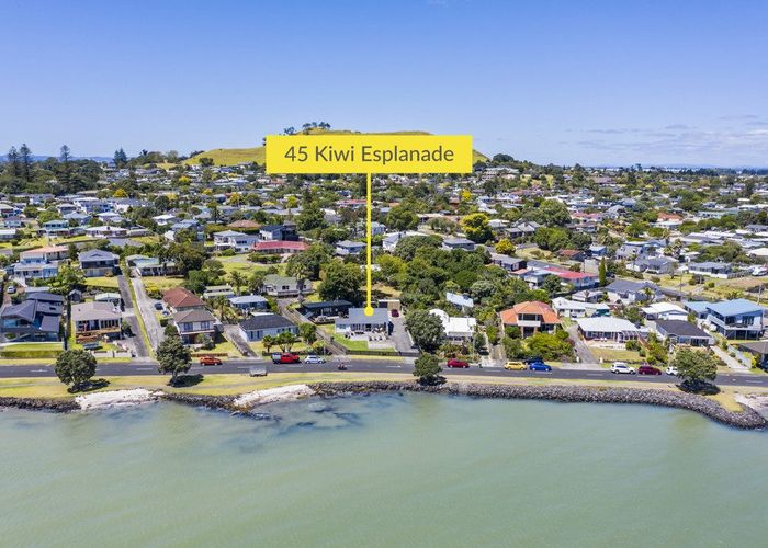  at 45 Kiwi Esplanade, Mangere Bridge, Manukau City, Auckland