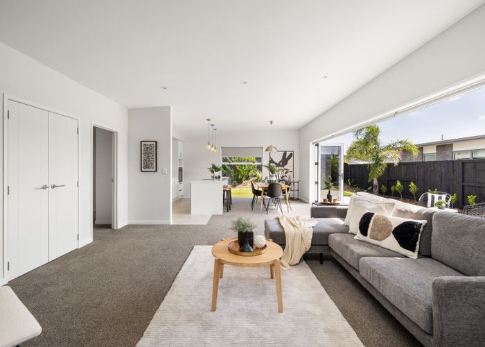  at 80 Puhirake Crescent, Pyes Pa, Tauranga