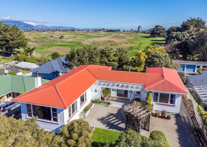  at 18 Martin Road, Paraparaumu Beach, Paraparaumu