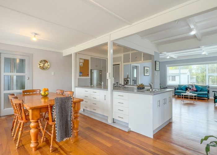  at 1181B East Coast Road, Pokeno