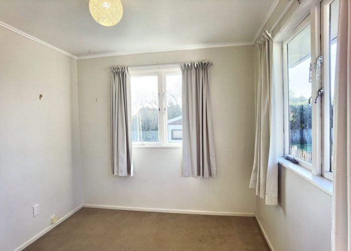  at 15 Whittle Place, New Windsor, Auckland City, Auckland