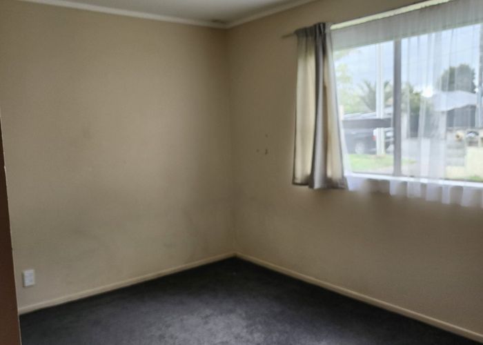  at 4/27 Harris Road, Mount Wellington, Auckland City, Auckland