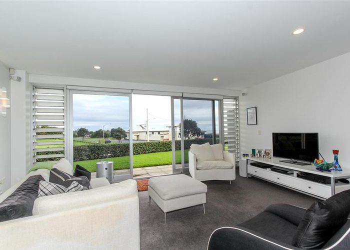  at 2D Nobs LINE, Strandon, New Plymouth