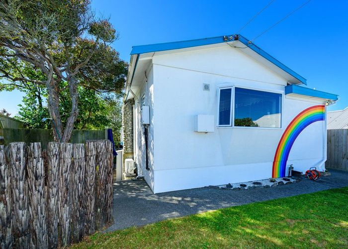  at 16 Tovey Street, New Brighton, Christchurch City, Canterbury