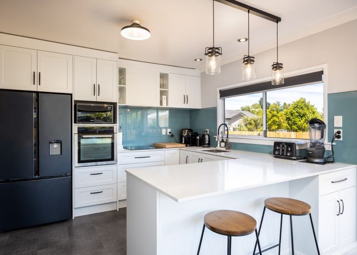  at 190 Seaview Road, Westown, New Plymouth