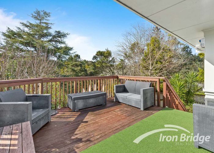  at 7 Berne Place, Birkenhead, Auckland