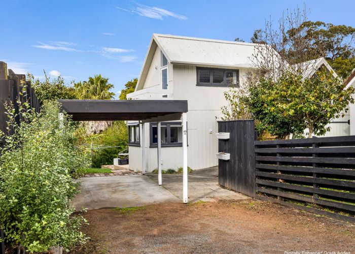  at 49A Great North Road, Saint Johns Hill, Whanganui, Manawatu / Whanganui