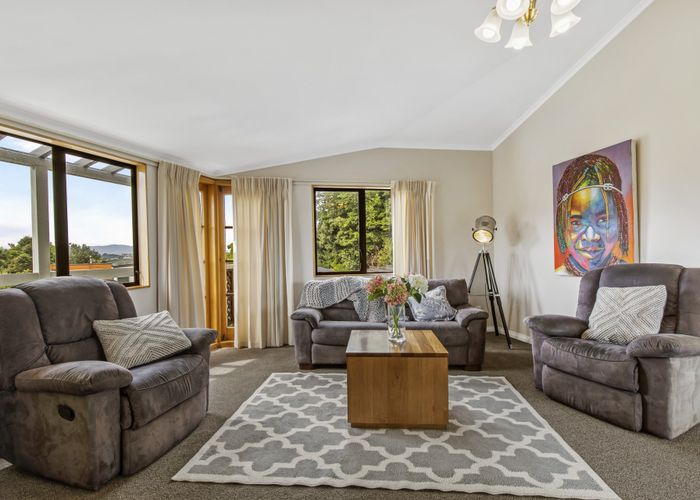  at 98 View Road, Houghton Bay, Wellington