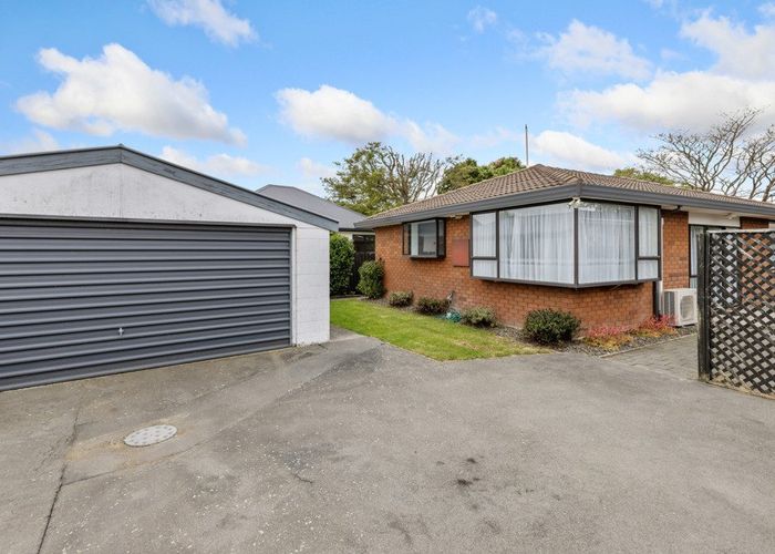  at 2/72 Samuel Street, Hoon Hay, Christchurch