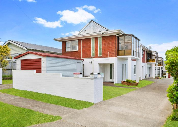  at 1/31 Watea Road, Sandringham, Auckland City, Auckland