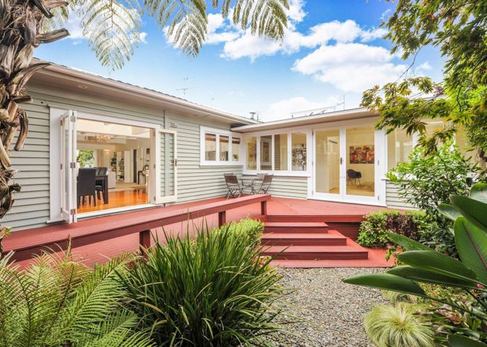  at 9 Ferryhill Road, Epsom, Auckland