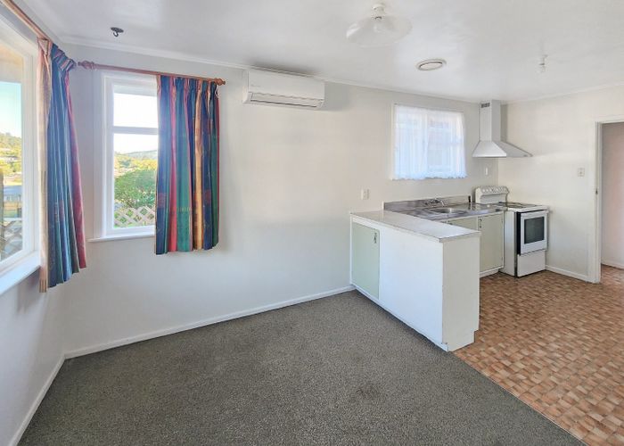  at 14 Thomson Grove, Stokes Valley, Lower Hutt, Wellington