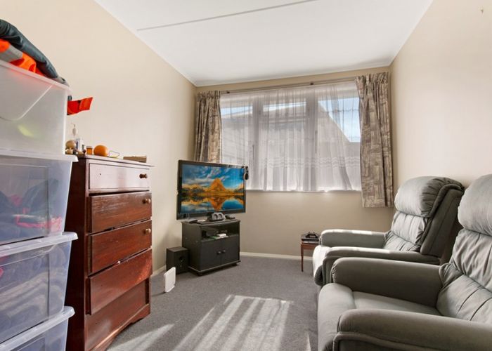  at 4 Waiho Terrace, Elsdon, Porirua