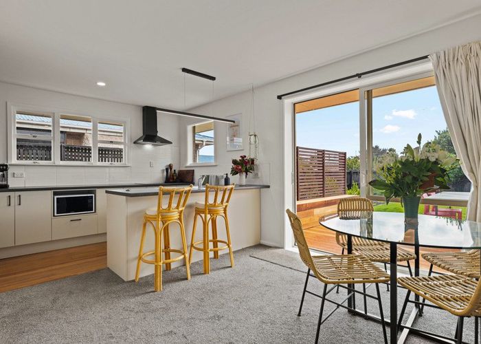  at 247 Grahams Road, Bishopdale, Christchurch