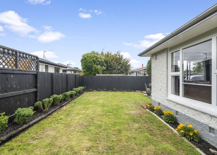  at 2/118A Baker Street, New Brighton, Christchurch