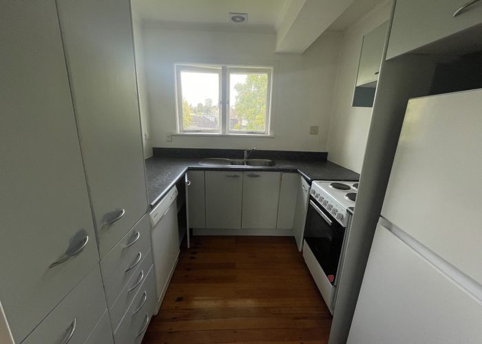  at 8/129 Victoria Avenue, Remuera, Auckland City, Auckland