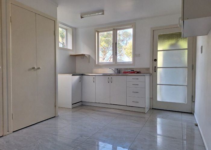  at 174 Ladies Mile, Ellerslie, Auckland