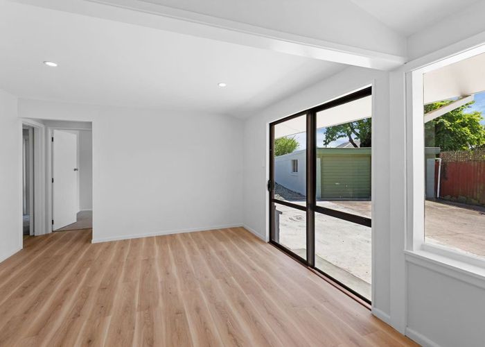  at 66 Greendale Avenue, Avonhead, Christchurch City, Canterbury