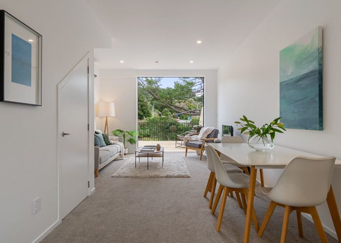  at 17 Ara Paripari, Tawa, Wellington, Wellington