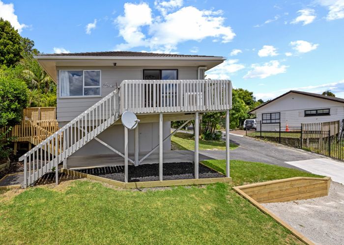  at 1/23 Santiago Crescent, Unsworth Heights, Auckland