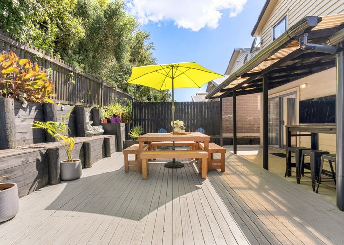  at 14 Taiaapure Street, Weymouth, Manukau City, Auckland