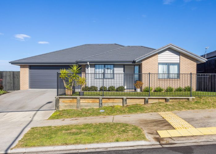  at 40 Ladeira Place, Fitzroy, Hamilton