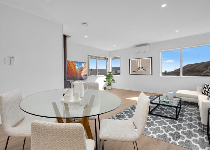  at 69 Charntay Avenue, Clover Park, Auckland