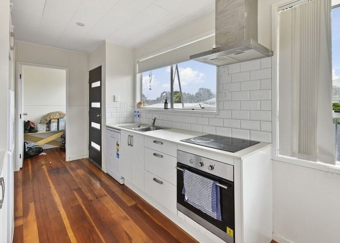  at 18 Orly Avenue, Mangere, Manukau City, Auckland