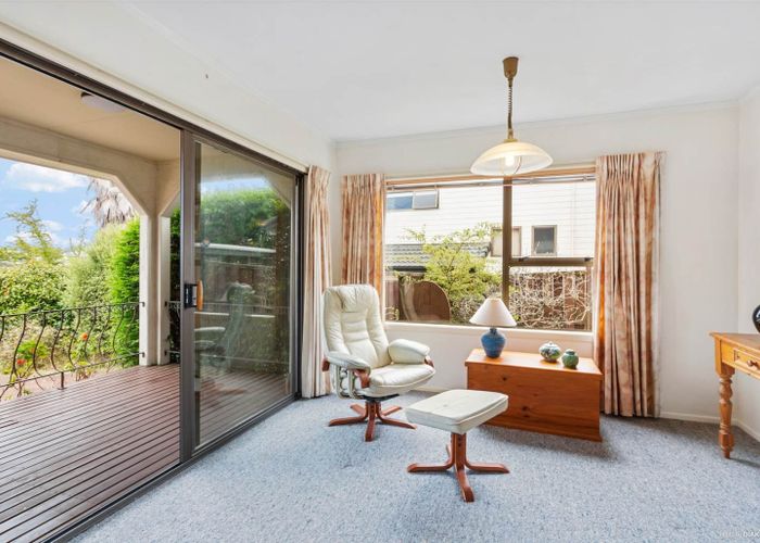  at 53 Kennedy Avenue, Forrest Hill, North Shore City, Auckland