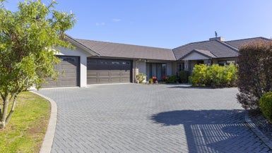  at 19 Red Setter Grove, Nukuhau, Taupo