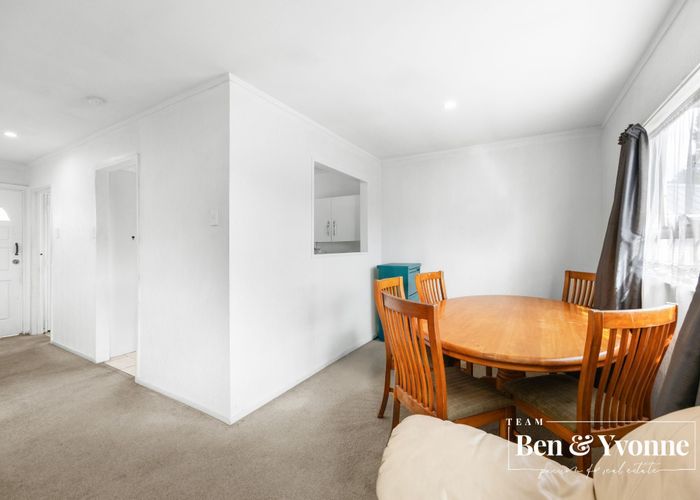  at 2/50 Panorama Road, Mount Wellington, Auckland City, Auckland