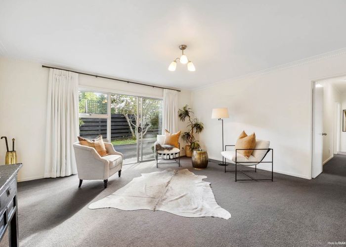  at 83B Meadway, Sunnyhills, Manukau City, Auckland