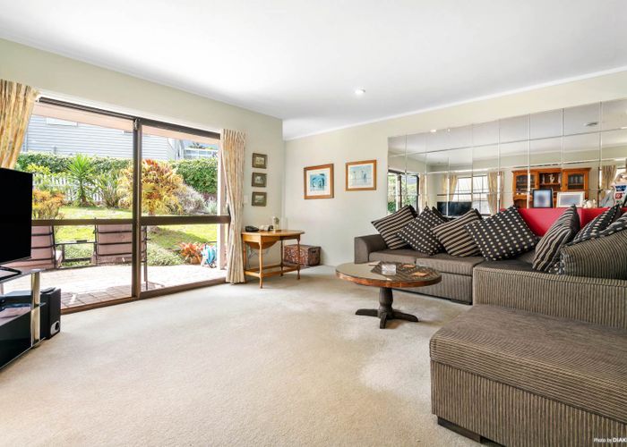  at 1/15 Micawber Place, Mellons Bay, Auckland