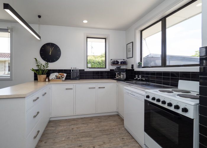  at 4 Russell Avenue, Allenton, Ashburton