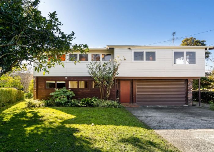 at 26 Heath Avenue, Northcote, Auckland