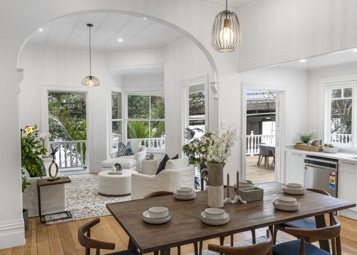  at 25 Princes Street, Northcote Point, North Shore City, Auckland