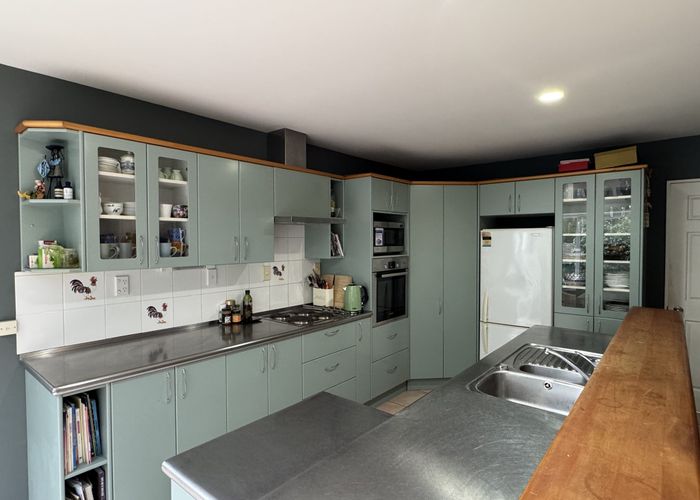  at 20 Cashmere Road, Cashmere, Christchurch City, Canterbury