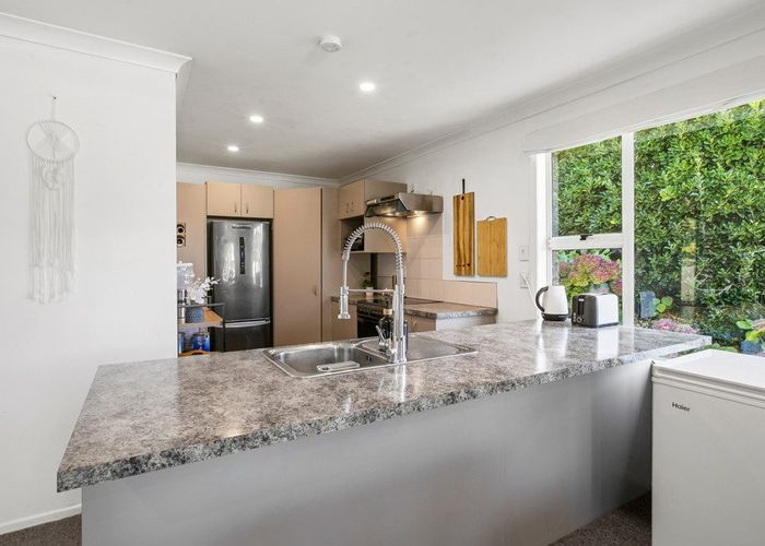  at 10 Parris Street, Moturoa, New Plymouth, Taranaki