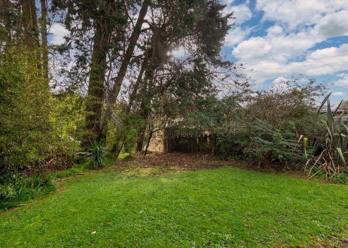  at 2/28 Copley Street, New Lynn, Auckland