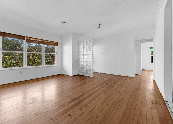  at 1/10 Domain Road, Panmure, Auckland